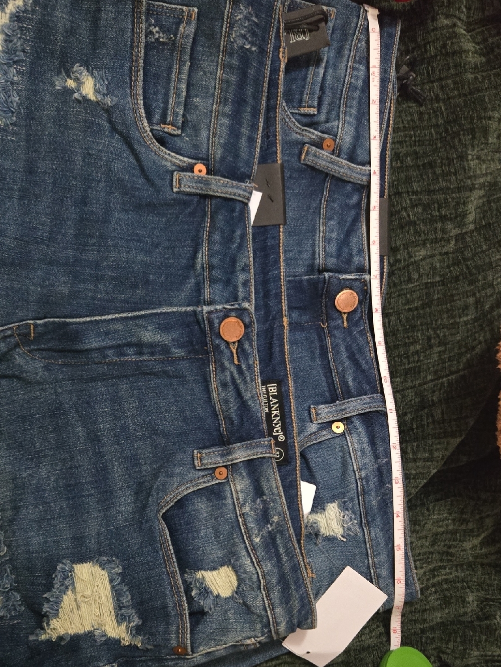 Blank NYC denim shorts - Picture 8 of 9